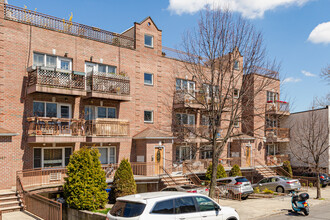 589 17th St in Brooklyn, NY - Building Photo - Building Photo