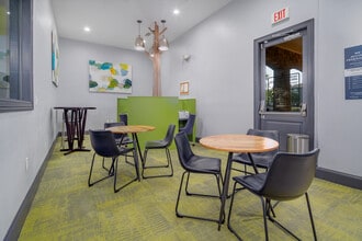 Emerge Vista in San Antonio, TX - Building Photo - Building Photo