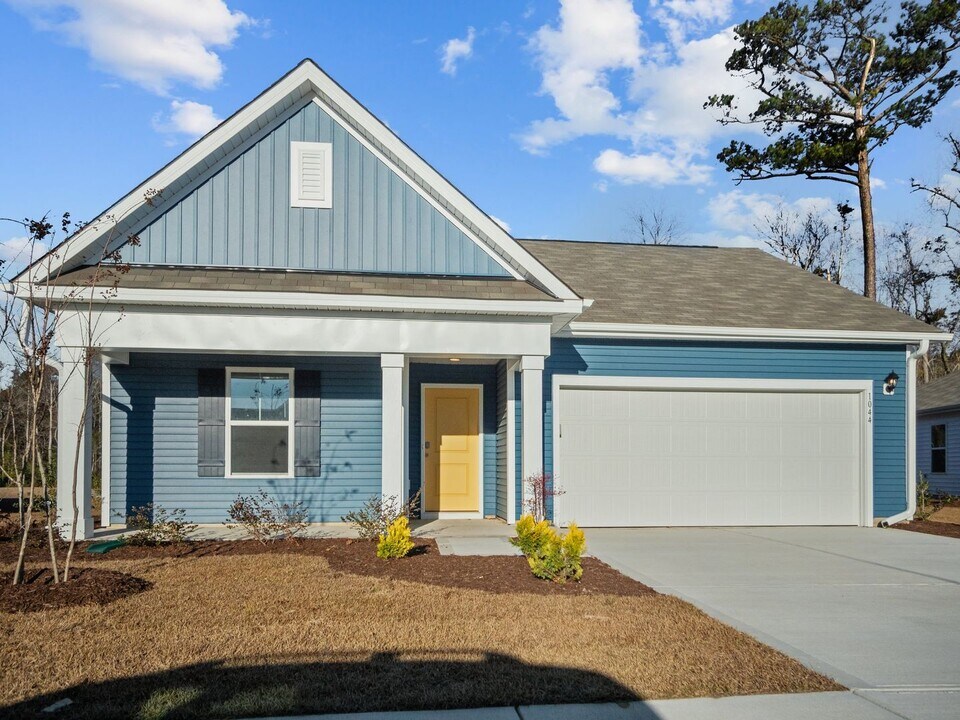 1044 Course Ln in Surf City, NC - Building Photo