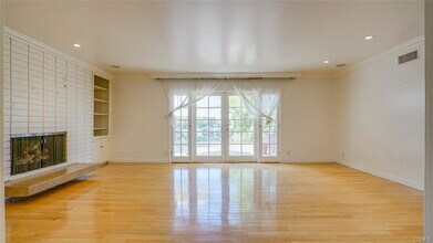 3805 Beverly Ridge Dr in Los Angeles, CA - Building Photo - Building Photo