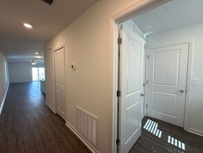 3081 NE 38th St in Ocala, FL - Building Photo - Building Photo