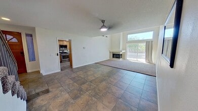 22097 Newbridge Dr in Lake Forest, CA - Building Photo - Building Photo