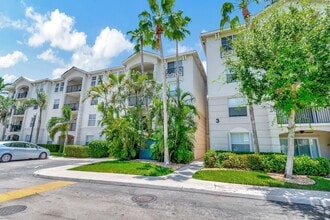 3317 Tuscany Way in Boynton Beach, FL - Building Photo - Building Photo