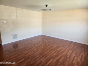 1134 Sawmill Rd, Unit 151 in Brick, NJ - Building Photo - Building Photo