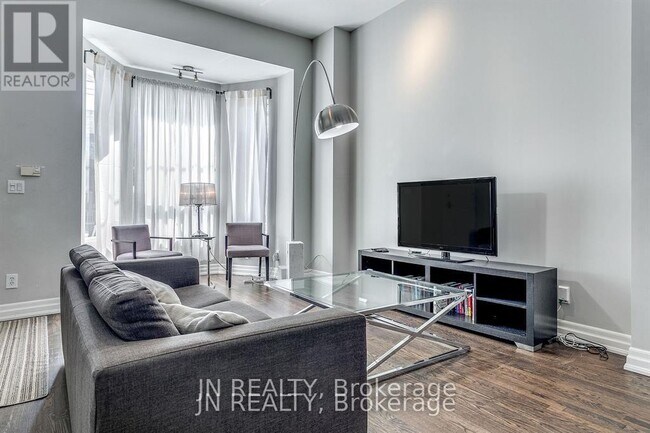 308 Harbord St in Toronto, ON - Building Photo - Building Photo