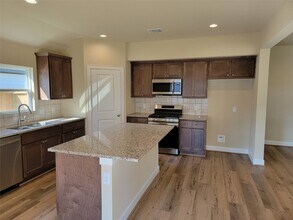 1608 La Delle St in Wharton, TX - Building Photo - Building Photo