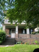 4502 McGregor Ave, Unit Down in Newburgh Heights, OH - Building Photo - Building Photo