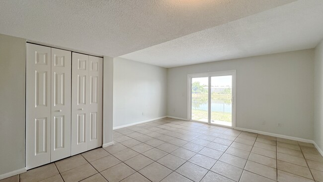 12342 Fox Hound Ct in Orlando, FL - Building Photo - Building Photo