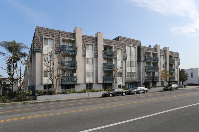 Motor Luxury Apartments in Los Angeles, CA - Foto de edificio - Building Photo