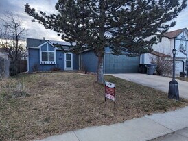 2165 Hackberry Cir in Longmont, CO - Building Photo