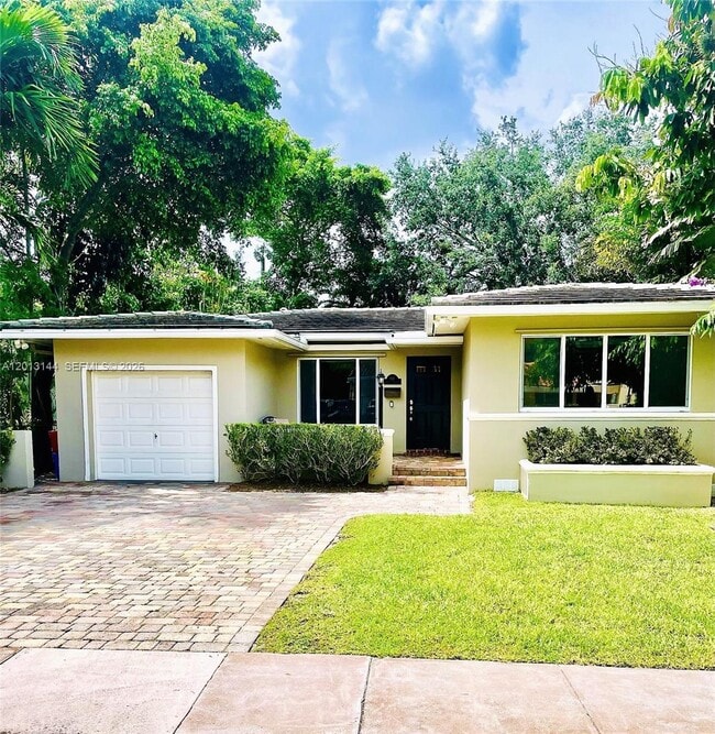 813 Angelo Ave in Coral Gables, FL - Building Photo - Building Photo