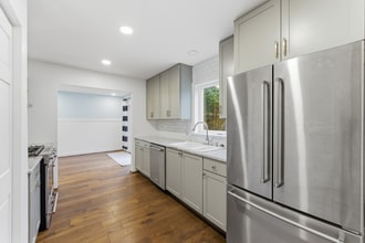 210 73rd St in Virginia Beach, VA - Building Photo - Building Photo