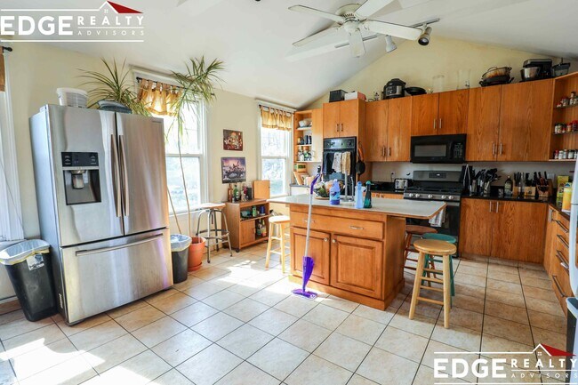 65 Chestnut Hill Ave, Unit 2 in Boston, MA - Building Photo - Building Photo