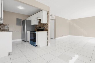 1333 S Dixie Hwy in Deerfield Beach, FL - Building Photo - Building Photo