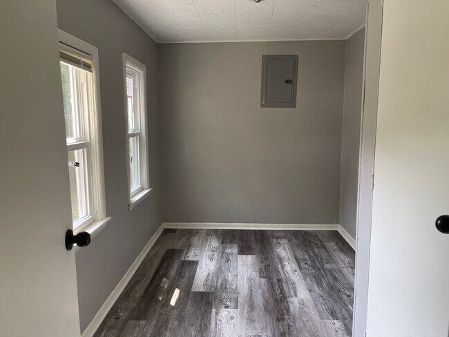 property at 214 N 2nd St