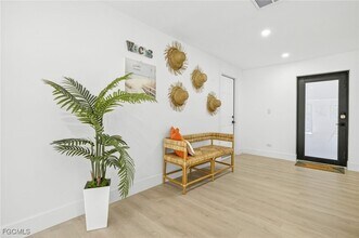 1105 Skiff Pl in Sanibel, FL - Building Photo - Building Photo