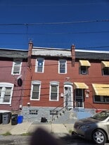 491 E Penn St in Philadelphia, PA - Building Photo
