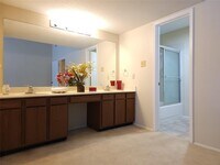 2506 Bering Dr photo'