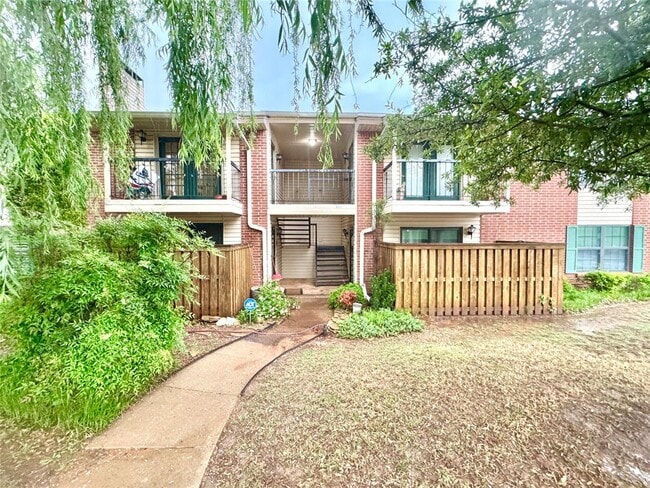 property at 4400 Hemingway Dr