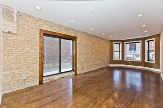 2019 N Hoyne Ave, Unit 1F in Chicago, IL - Building Photo - Building Photo