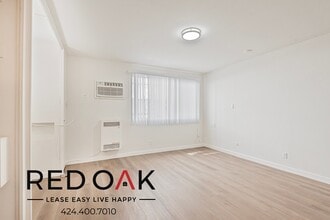509 S Manhattan Pl in Los Angeles, CA - Building Photo - Building Photo