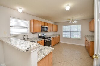 21026 Bent Lake Dr in Katy, TX - Building Photo - Building Photo