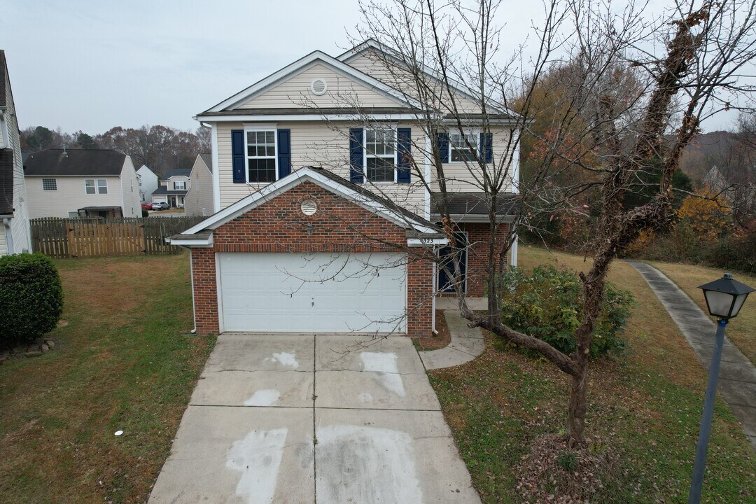 4323 Leopold Pl in Charlotte, NC - Building Photo