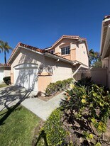 9449 Compass Point Dr S in San Diego, CA - Building Photo