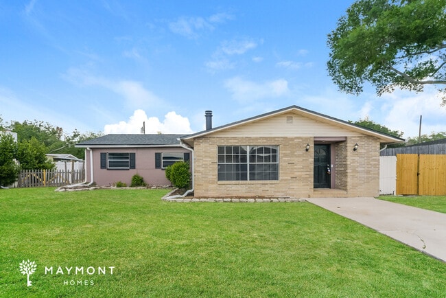 property at 2430 Meadow Ln