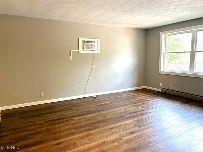 141 Pikeview Rd in Weirton, WV - Building Photo - Building Photo