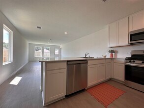 31457 Moore Rd in Magnolia, TX - Building Photo - Building Photo