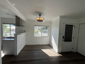 3760 Cll San Antonio in Palm Springs, CA - Building Photo - Building Photo