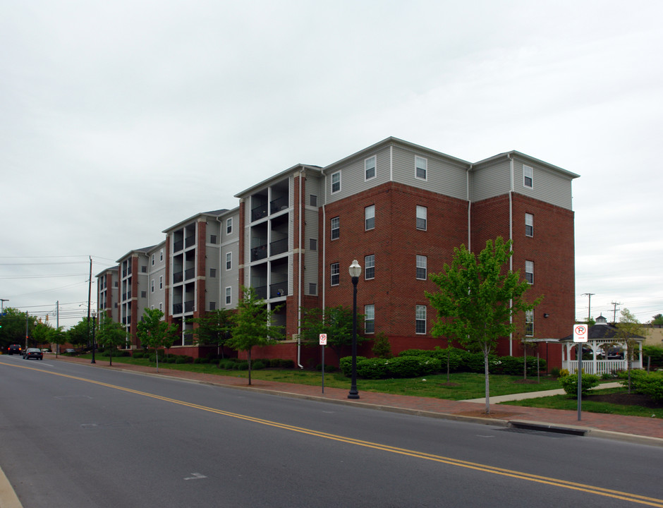 The Oaks at Olde Towne- for Seniors 62+ in Gaithersburg, MD - Building Photo