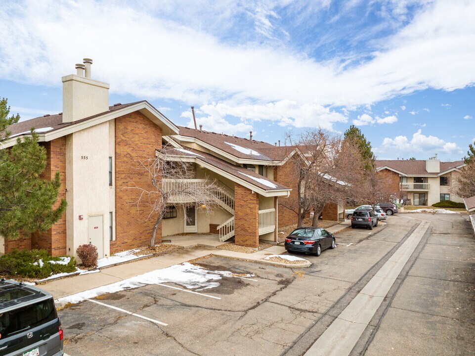 Village Pines Condominiums in Boulder, CO - Building Photo