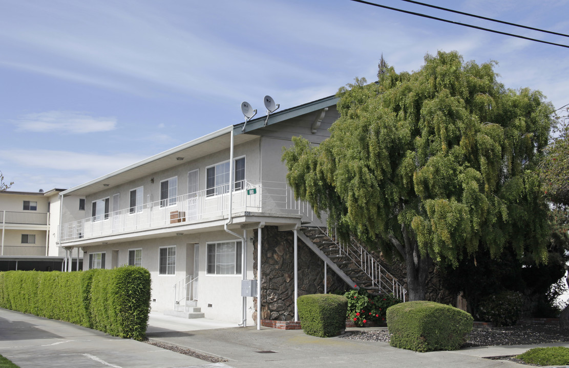 538 Juana Ave in San Leandro, CA - Building Photo