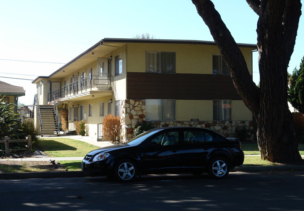 435 S H St in Lompoc, CA - Foto de edificio