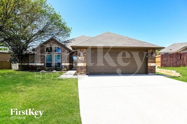338 Grace Cir