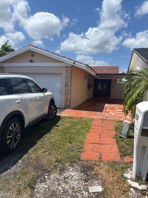 924 SW 136th Pl in Miami, FL - Building Photo