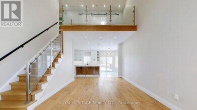 53 Meadows End Cres in Uxbridge, ON - Building Photo - Building Photo