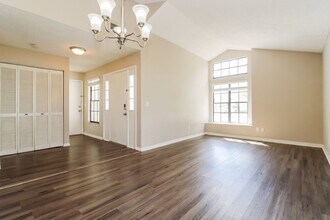 12832 Dunhill Dr in Tampa, FL - Building Photo - Building Photo