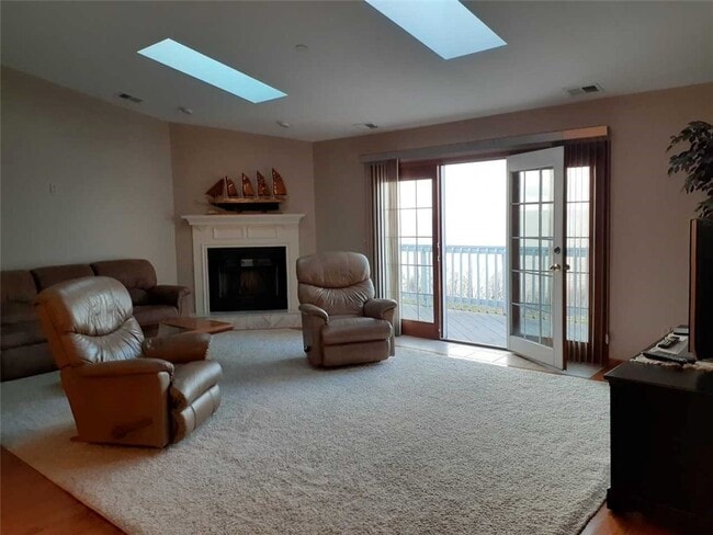 3304 Baer Beach Rd in Erie, PA - Building Photo - Building Photo