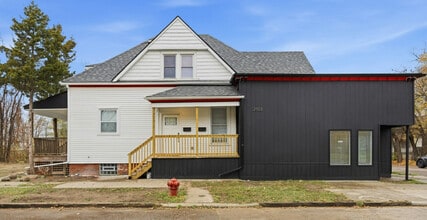 2503 W Forest Ave in Detroit, MI - Foto de edificio - Building Photo