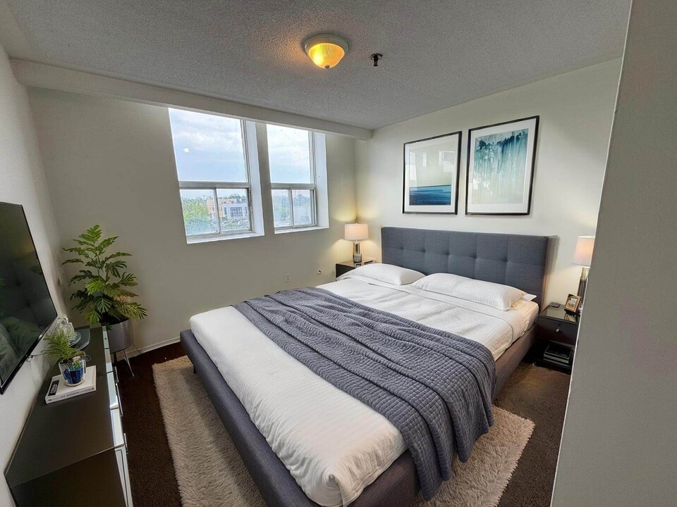 88 York St in London, ON - Building Photo