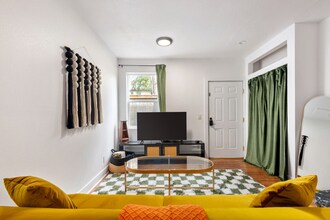 3007 SW Multnomah Blvd in Portland, OR - Building Photo - Building Photo