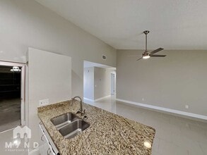 8310 Clermont St in Tampa, FL - Building Photo - Building Photo