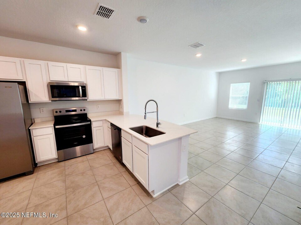 61 Playa De Luna Ln in St. Augustine, FL - Building Photo