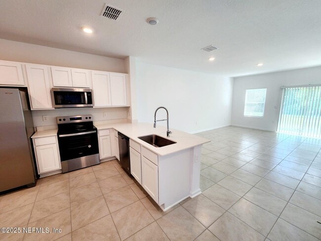property at 61 Playa De Luna Ln