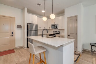 Oxlley in Edmond, OK - Foto de edificio - Interior Photo