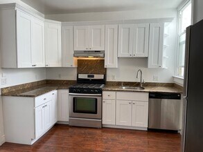 323 Frederick St in San Francisco, CA - Building Photo - Building Photo
