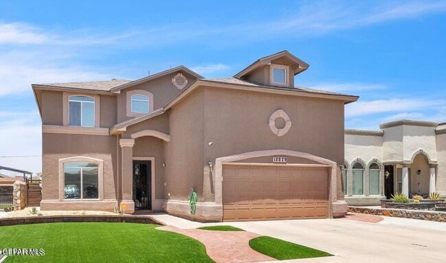 12879 Hidden Grove Dr in El Paso, TX - Building Photo - Building Photo